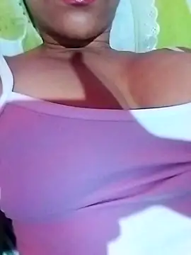 Pretinha 01 online show from June 30, 2026, 4:41 pm
