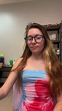 Mini girl do it better online show from June 5, 2026, 10:04 pm