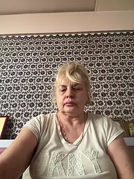 AnastasiaGrey777 online show from July 5, 2026, 4:19 am