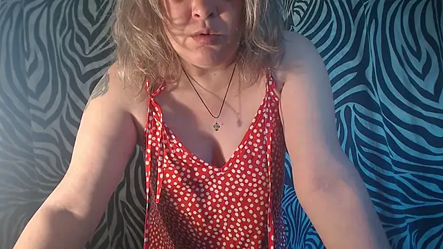supernipll online show from May 28, 2026, 7:38 am