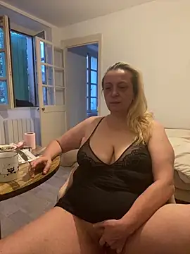 Melinastarr88 online show from June 9, 2026, 4:13 am