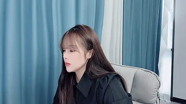 Qingqing19 online show from June 17, 2026, 2:14 am