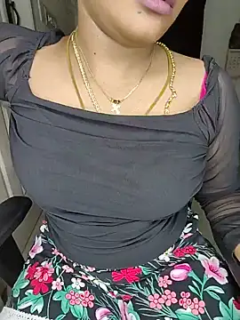 Snapshot of Tamil__Thara003 chatting on June 21, 2026, 6:10 pm Tamil Thara003 online show from June 21, 2026, 6:10 pm