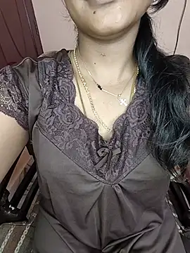 Snapshot of Tamil__Thara003 chatting on July 26, 2026, 6:10 am Tamil Thara003 online show from July 26, 2026, 6:10 am