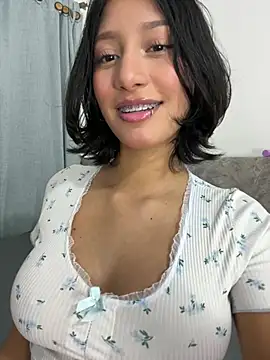 yazmin rouse  online show from July 9, 2026, 11:31 pm