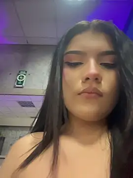 PippiCharmXXX online show from June 27, 2026, 5:12 am