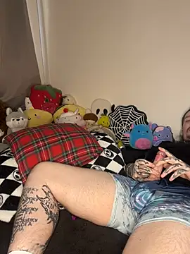 tinyweepixie online show from June 11, 2026, 7:34 pm