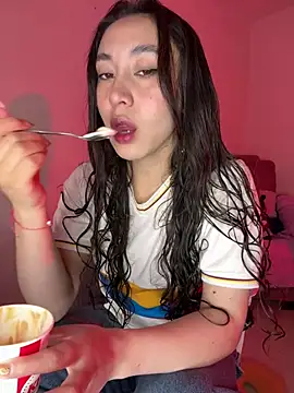 aiko-o online show from July 13, 2026, 12:02 am