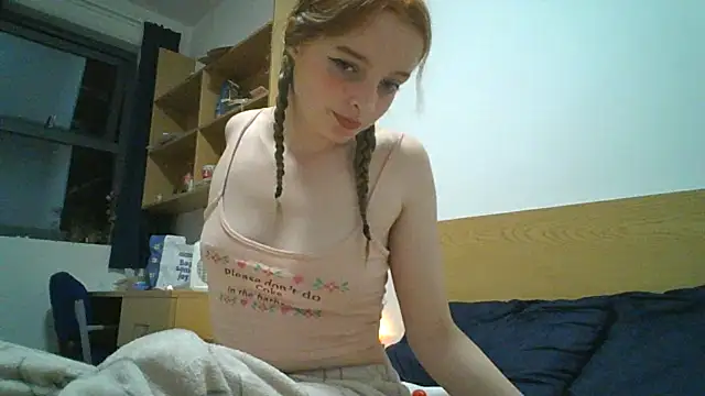 goddesslucyy online show from June 13, 2026, 2:09 am
