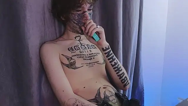 Emo   boy online show from June 4, 2026, 9:32 pm