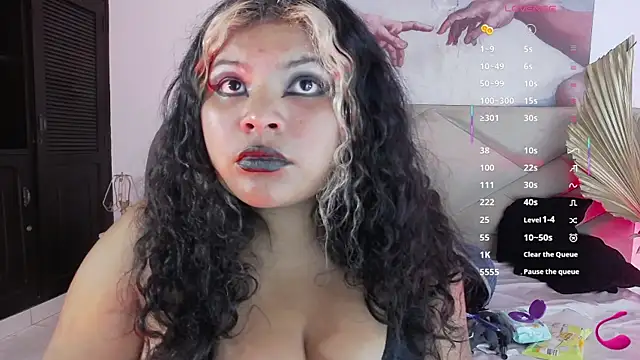 WickedLemon online show from August 4, 2026, 2:04 am