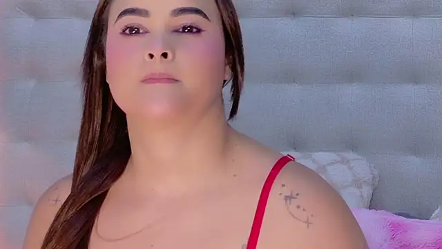 DulceeGarcia online show from July 7, 2026, 6:47 am