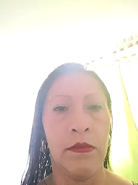 Snapshot of Vely_ chatting on June 11, 2026, 5:44 pm Vely online show from June 11, 2026, 5:44 pm