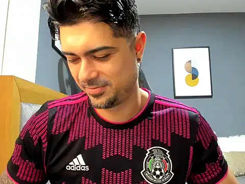 ZEI-001 online show from June 12, 2026, 3:44 pm