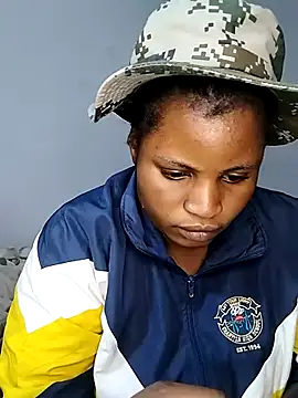 JuicyHoney 01 online show from July 3, 2026, 7:42 pm