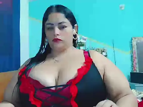 Snapshot of JessicaaVega chatting on June 8, 2026, 5:19 am JessicaaVega online show from June 8, 2026, 5:19 am