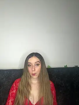 Sarisloves online show from June 30, 2026, 10:44 pm