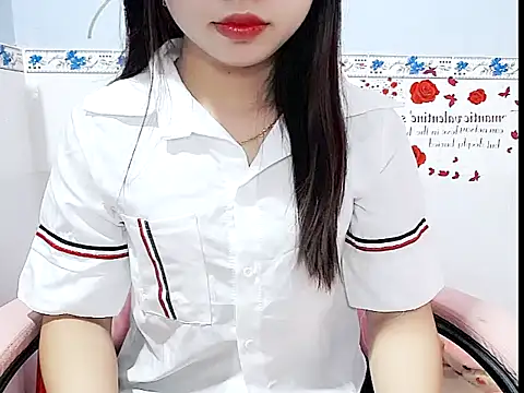 Emilysexy cut online show from June 19, 2026, 4:50 am