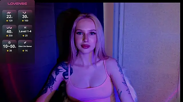 MichelleVelour online show from June 3, 2026, 5:07 pm