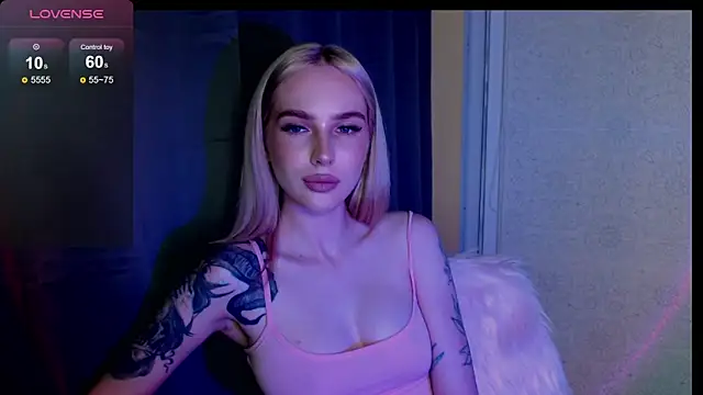 MichelleVelour online show from June 5, 2026, 5:07 pm