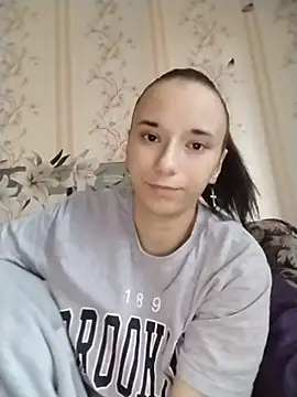 -VictoriaJohnson- online show from July 13, 2026, 3:31 am