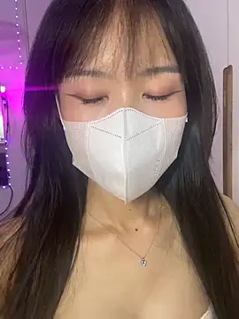 Lov3lily online show from August 1, 2026, 3:11 pm