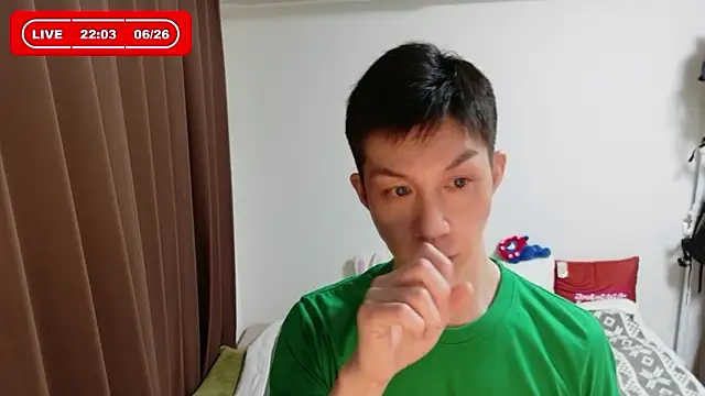 kazukota20 online show from June 26, 2026, 1:04 pm