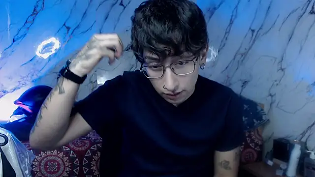 Snapshot of Adrian_Kane chatting on June 20, 2026, 9:50 pm Adrian Kane online show from June 20, 2026, 9:50 pm