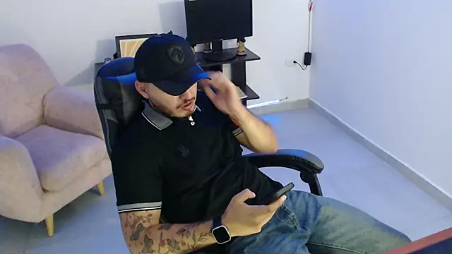 Thiago 420 online show from June 3, 2026, 11:21 pm