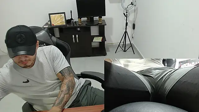 Thiago 420 online show from June 21, 2026, 11:29 pm
