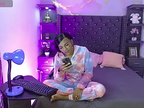 dani exmixt online show from May 27, 2026, 4:31 am