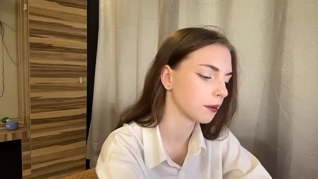 BonitaBright online show from June 15, 2026, 6:48 am