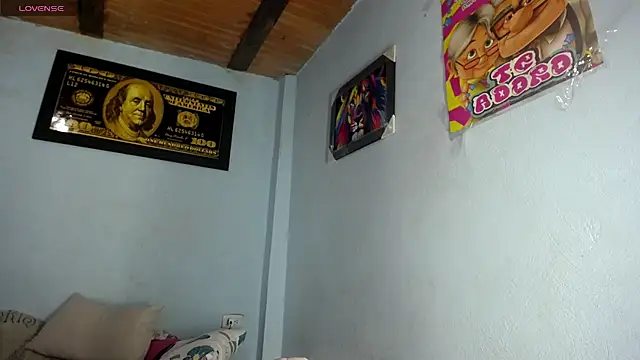 Snapshot of Emily_Hornys20 chatting on May 30, 2026, 10:07 pm Emily Hornys20 online show from May 30, 2026, 10:07 pm
