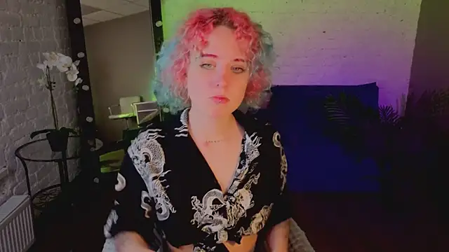 ScarlettSparkss online show from May 27, 2026, 5:37 am