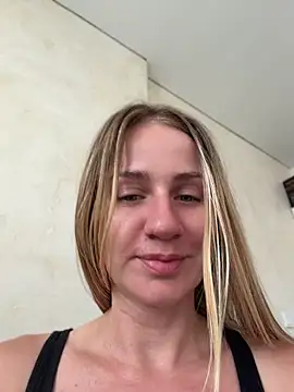 AnnaMist  online show from July 20, 2026, 10:39 am