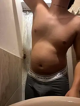 alexerdiego online show from July 6, 2026, 6:32 am