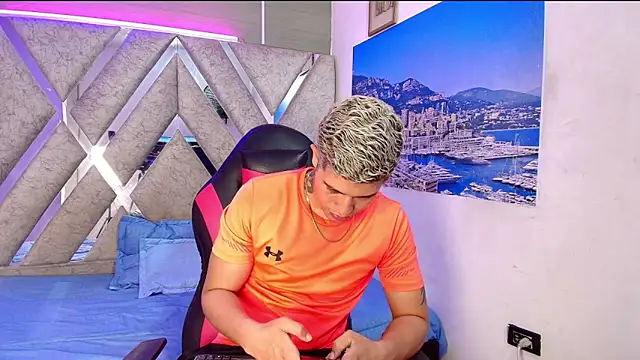 dominic connor online show from June 6, 2026, 3:33 am