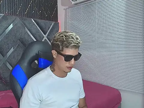 dominic connor online show from June 27, 2026, 4:17 am