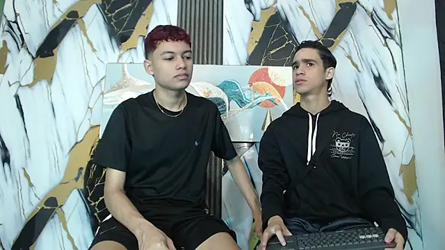 KING LOVERS1 online show from June 15, 2026, 1:24 pm