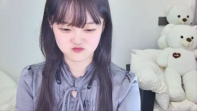 Evil-Bunny007 online show from June 14, 2026, 12:29 pm