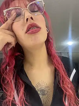 MeraSecretXXX online show from June 7, 2026, 1:04 pm