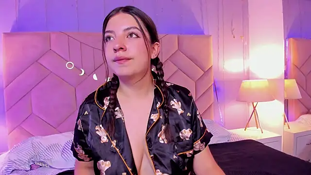 Sara Deen online show from June 25, 2026, 11:37 am