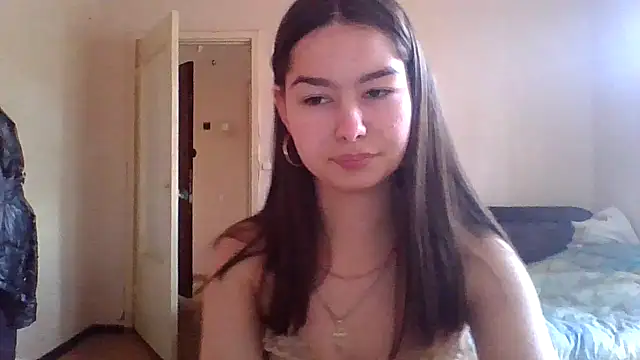 Snapshot of Bellochka201 chatting on June 19, 2026, 8:51 am Bellochka201 online show from June 19, 2026, 8:51 am