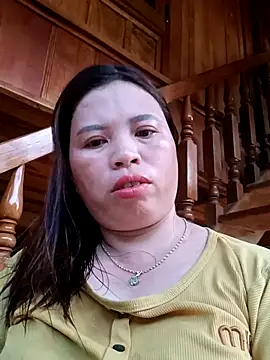 Snapshot of -Yeyi- chatting on June 18, 2026, 11:36 am -Yeyi- online show from June 18, 2026, 11:36 am