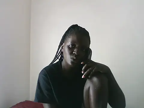 LatishLava online show from June 20, 2026, 4:21 pm