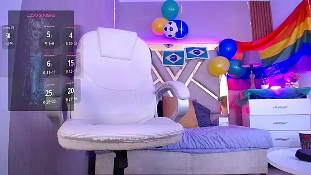 Tiffany Valentiine online show from June 22, 2026, 3:25 am