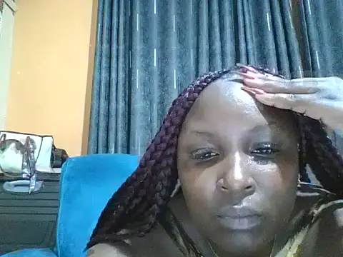 Queenbella780 online show from July 14, 2026, 9:14 am