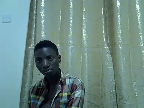 Snapshot of cutiebreey chatting on June 30, 2026, 12:44 am cutiebreey online show from June 30, 2026, 12:44 am