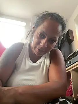wildfarmbabe online show from July 5, 2026, 5:53 pm