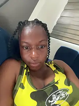Snapshot of SassyPaulette chatting on July 18, 2026, 12:31 pm SassyPaulette online show from July 18, 2026, 12:31 pm